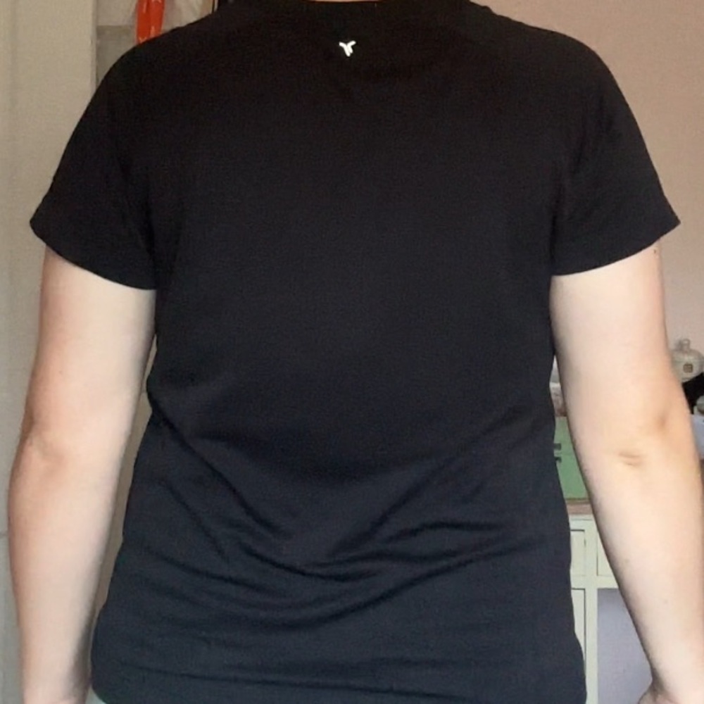 Classic Black Women's Top - Picture 2 of 4